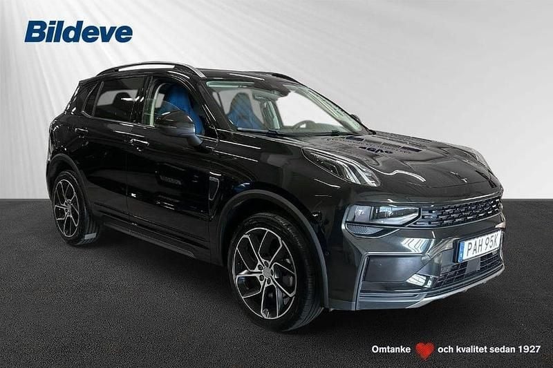 Begagnad Lynk & Co 01 264 HK (194 kW) 2021 Svart SUV