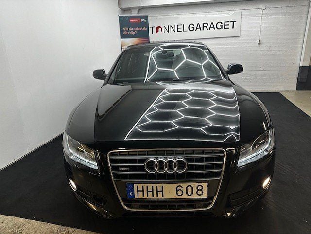 Svart Begagnad 2010 Audi A5 Sportback Comfort Halvkombi | 118 000 kr (Lite dyr) - Bild 1/4