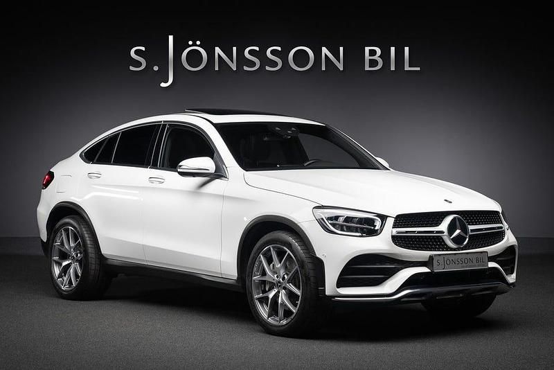 Polarvit Begagnad 2023 Mercedes GLC300 Sportkupé | 589 000 kr (Bra pris) - Bild 1/4