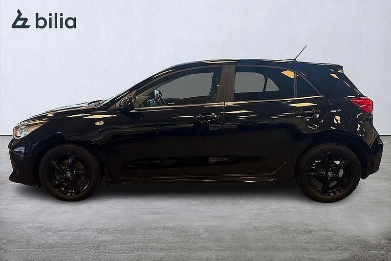 Begagnad Kia Rio GT-Line 121 HK (88 kW) 2018 Svart Halvkombi