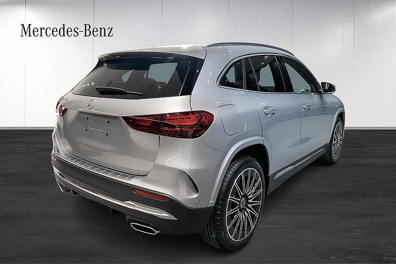 Ny Mercedes GLA250 Advanced 2026 Hightech silver metallic SUV
