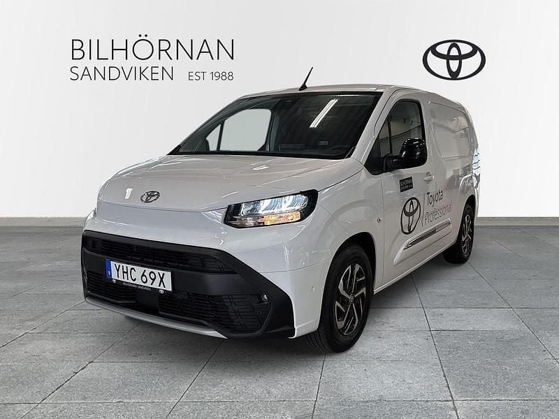 Vit Begagnad 2024 Toyota Proace City Van | 518 750 kr - Bild 1/4