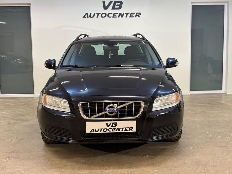 Begagnad Volvo V70 109 HK (80 kW) 2011 Blå Kombi