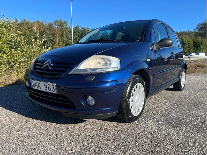Blå Begagnad 2005 Citroën C3 Halvkombi | 15 900 kr (Marknadspris) - Bild 1/4