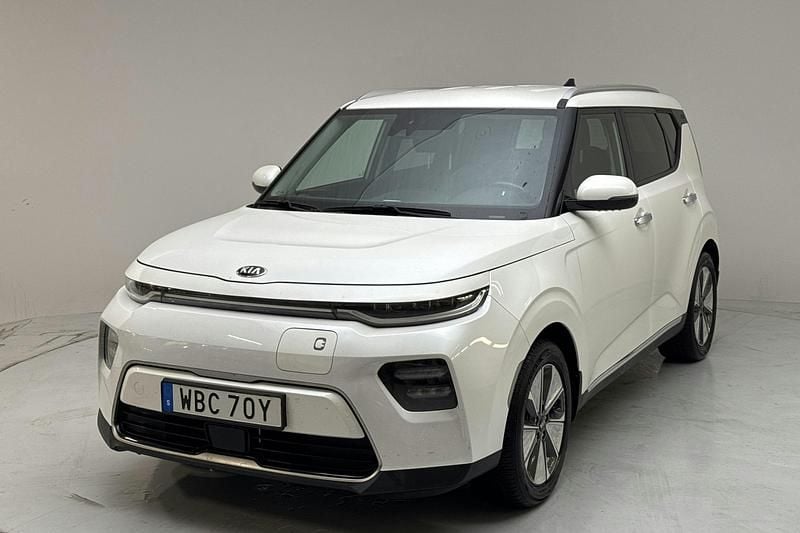 Vit Begagnad 2020 Kia Soul EV 2 SUV | 199 000 kr (Superpris) - Bild 1/4