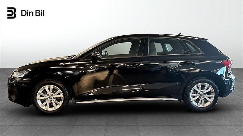 Begagnad Audi A3 Sportback Proline 150 HK (110 kW) 2022 Svart Halvkombi