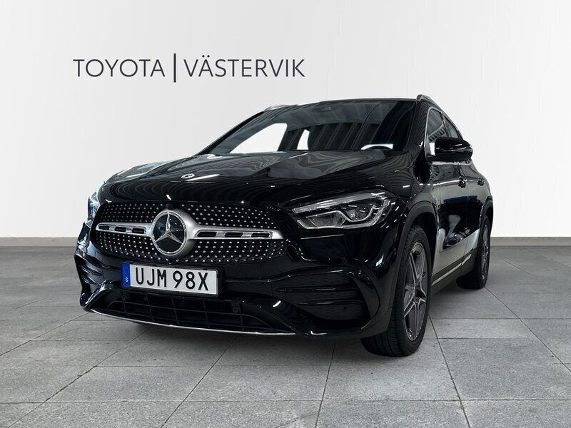Svart Begagnad 2021 Mercedes GLA200 AMG SUV | 349 900 kr - Bild 1/4