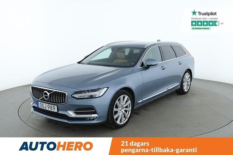 Ljusblå (blå) Begagnad 2016 Volvo V90 Inscription Kombi | 254 000 kr (Marknadspris) - Bild 1/4