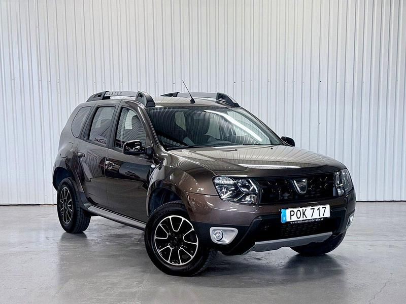Brun Begagnad 2018 Dacia Duster Black Shadow SUV | 129 500 kr (Marknadspris) - Bild 1/4