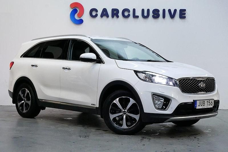 Vit Begagnad 2015 Kia Sorento 2 SUV | 174 900 kr (Marknadspris) - Bild 1/4