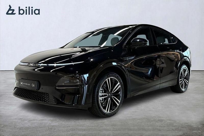 Svart Begagnad 2024 XPENG G6 SUV | 534 900 kr (Marknadspris) - Bild 1/4