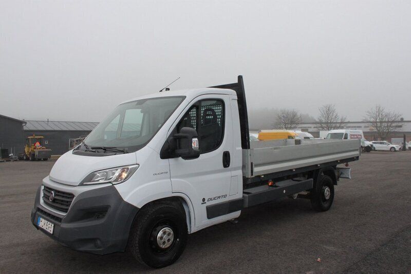 Vit Begagnad 2017 Fiat Ducato Van | 175 000 kr (Marknadspris) - Bild 1/4