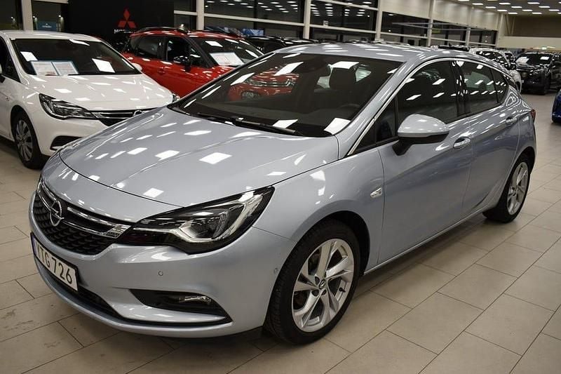 Begagnad Opel Astra Dynamic 150 HK (110 kW) 2017 Grå Kombi