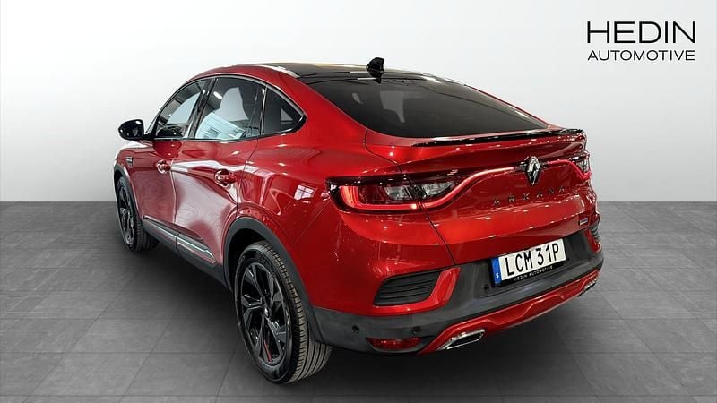 Begagnad Renault Arkana Bose Edition 94 HK (69 kW) 2022 Röd metallic SUV