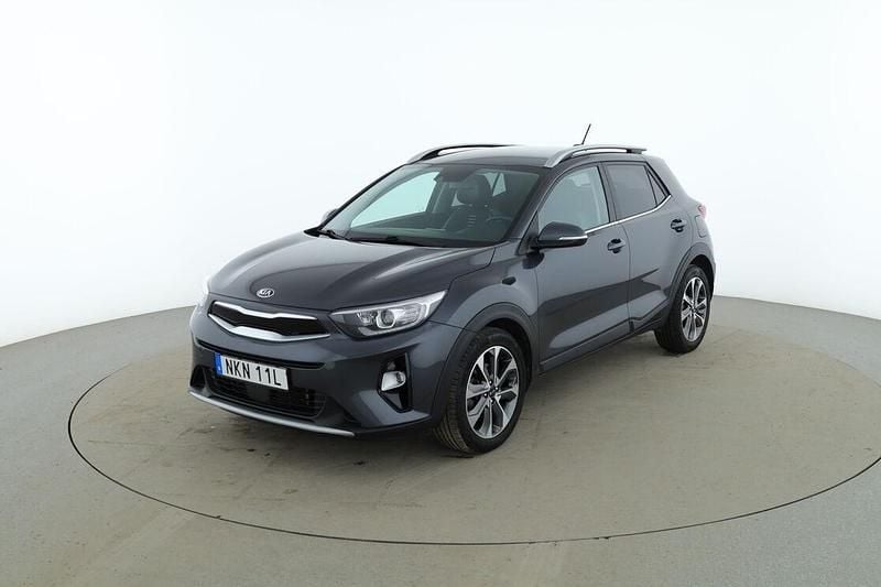 Begagnad Kia Stonic Active 121 HK (88 kW) 2020 Grå SUV