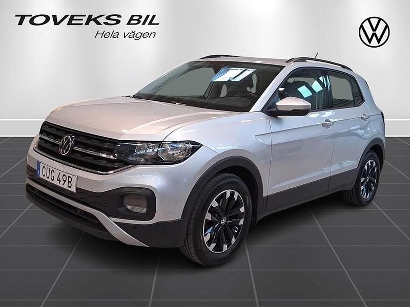 Reflex silver metallic Begagnad 2023 VW T-Cross Life SUV | 199 000 kr (Marknadspris) - Bild 1/4