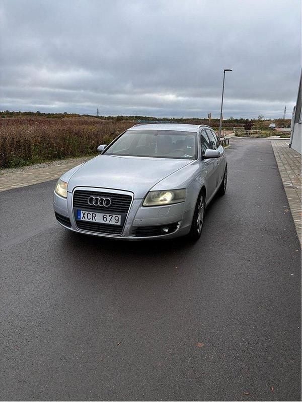 Silver Begagnad 2006 Audi A6 Kombi | 15 000 kr (Bra pris) - Bild 1/4