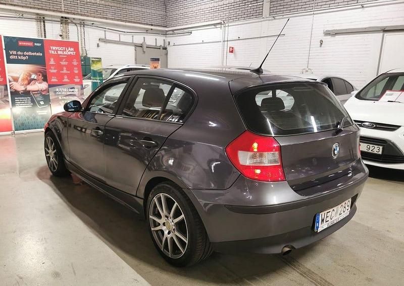 Begagnad BMW 116 Advantage 116 HK (85 kW) 2004 Grå Halvkombi