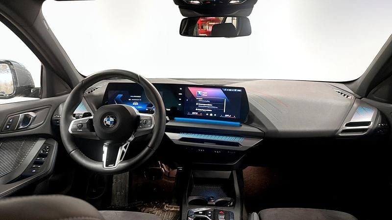Begagnad BMW 120 M Sport 170 HK (125 kW) 2025 Grå Halvkombi