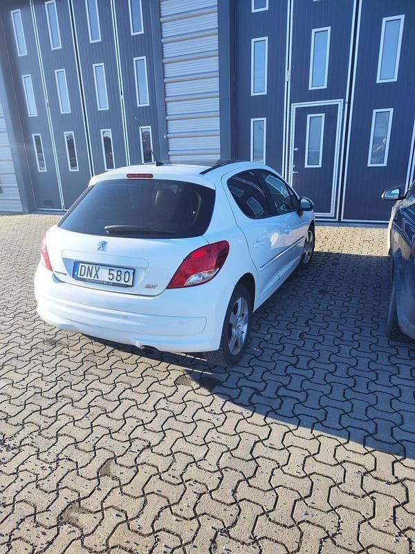 Begagnad Peugeot 207 109 HK (80 kW) 2011