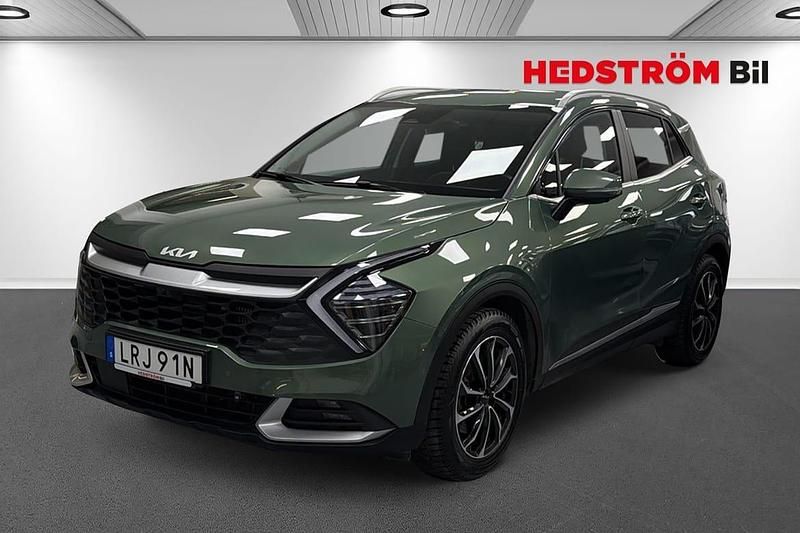 Grön Begagnad 2022 Kia Sportage Advance SUV | 345 000 kr (Lite dyr) - Bild 1/4