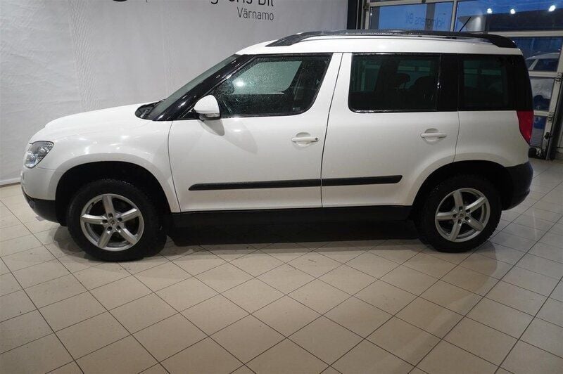 Begagnad Skoda Yeti Experience 105 HK (77 kW) 2012 Vit SUV