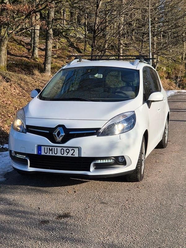 Begagnad 2014 Renault Grand Scénic III Minibuss | 57 000 kr (Bra pris) - Bild 1/4