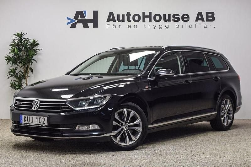 Svart Begagnad 2015 VW Passat Kombi | 139 000 kr (Marknadspris) - Bild 1/4
