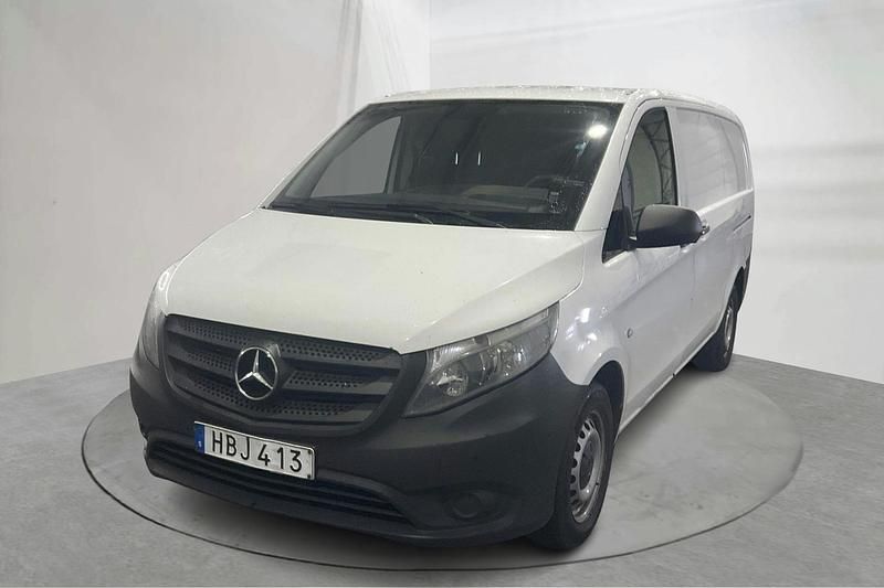 Vit Begagnad 2015 Mercedes Vito | 79 000 kr - Bild 1/4