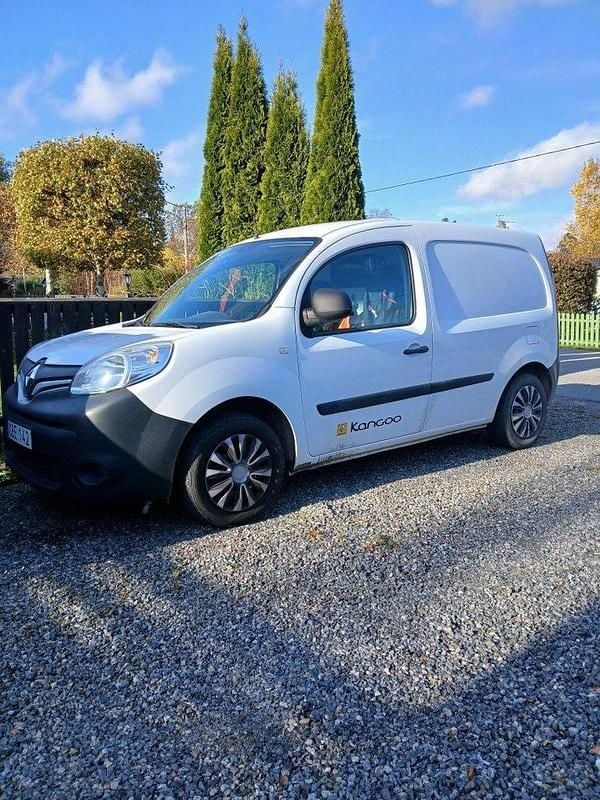 Vit Begagnad 2015 Renault Kangoo Minibuss | 64 500 kr (Marknadspris) - Bild 1/2
