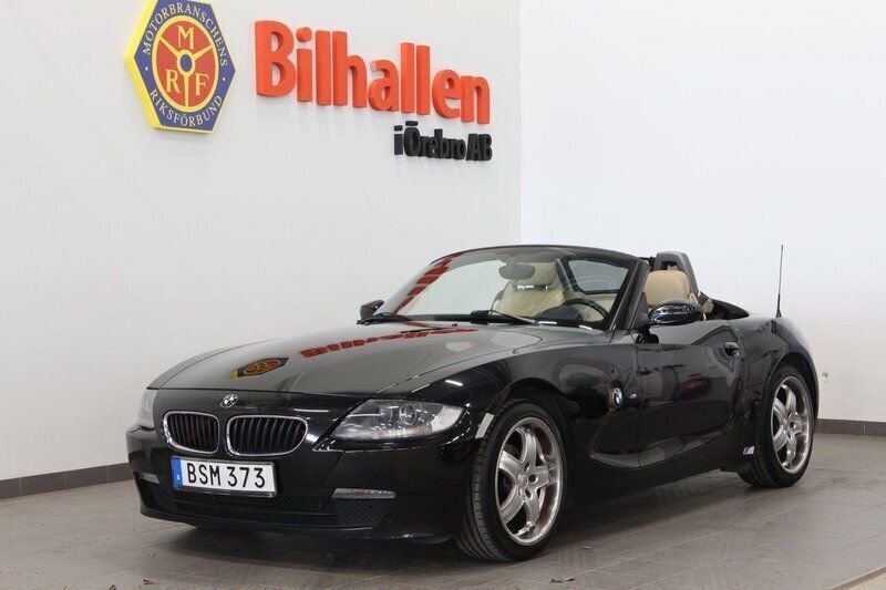Svart Begagnad 2006 BMW Z4 Cab | 119 900 kr (Marknadspris) - Bild 1/4