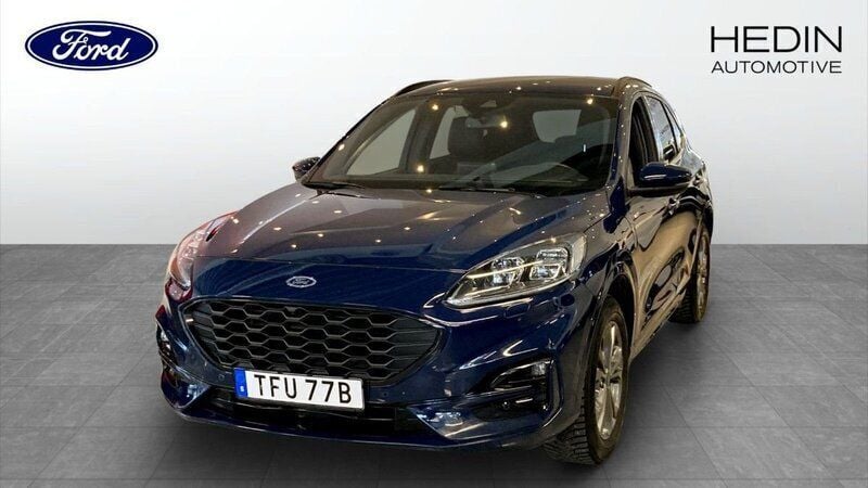 Blå (blue) Begagnad 2022 Ford Kuga ST-Line X SUV | 279 900 kr (Marknadspris) - Bild 1/4