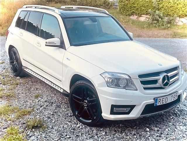 Vit Begagnad 2011 Mercedes GLK220 SUV | 120 000 kr (Marknadspris) - Bild 1/1