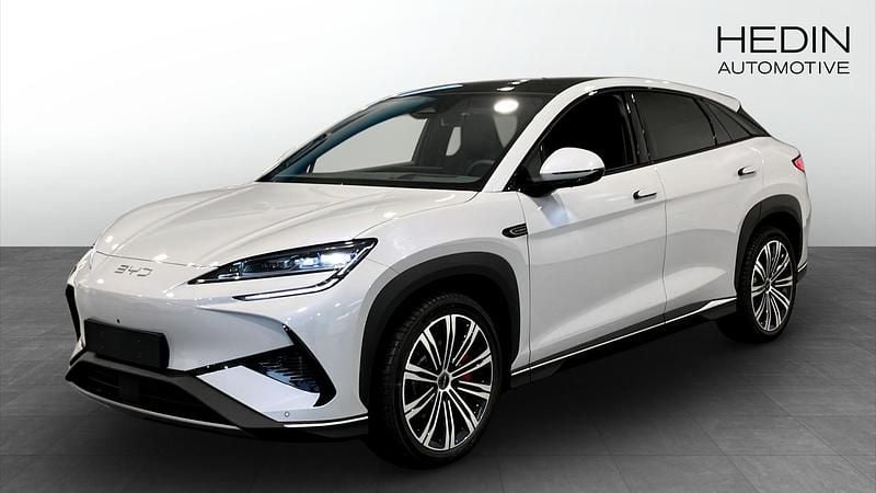 Grå Begagnad 2026 BYD Sealion 7 SUV | 579 900 kr - Bild 1/4