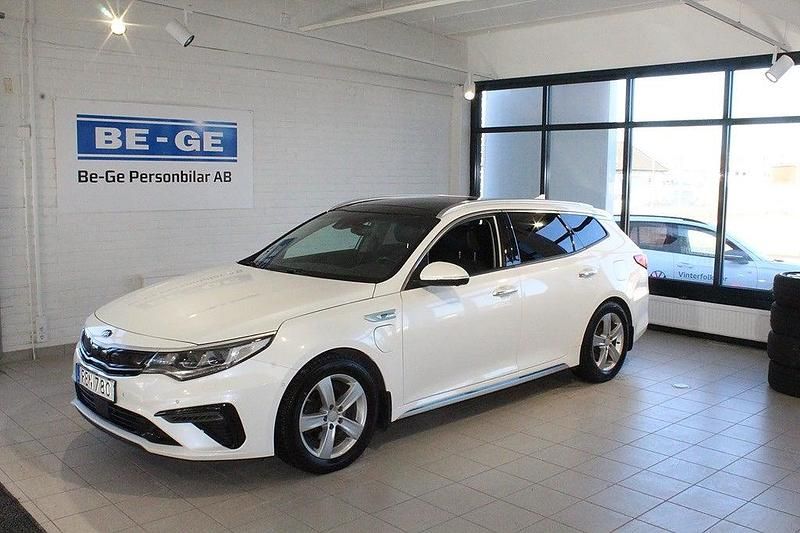Begagnad Kia Optima Advance 154 HK (113 kW) 2019 Vit Kombi