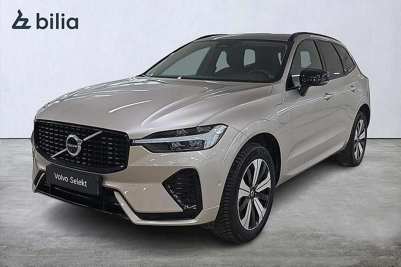 Grå Begagnad 2023 Volvo XC60 Plus SUV | 529 000 kr (Bra pris) - Bild 1/3