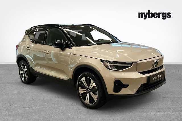 Begagnad 2023 Volvo XC40 SUV | 309 000 kr - Bild 1/4