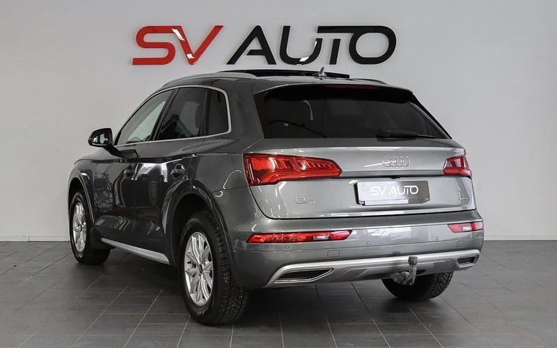 Begagnad Audi Q5 Proline 190 HK (139 kW) 2020 Grå SUV