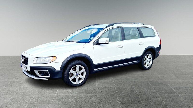 Vit Begagnad 2011 Volvo XC70 Summum SUV | 62 900 kr (Marknadspris) - Bild 1/4