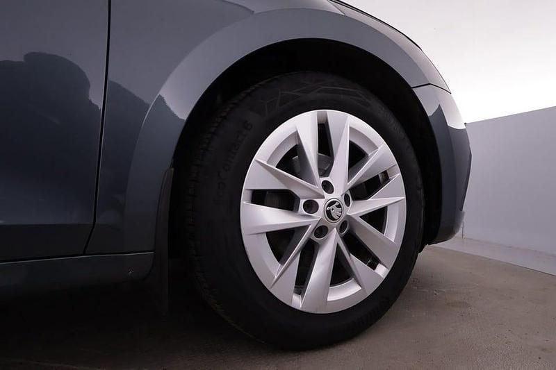 Begagnad Skoda Octavia 131 HK (96 kW) 2020 Grå Kombi