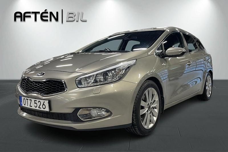 Sirius silver Begagnad 2015 Kia Ceed Sportswagon Comfort Kombi | 89 800 kr (Bra pris) - Bild 1/3