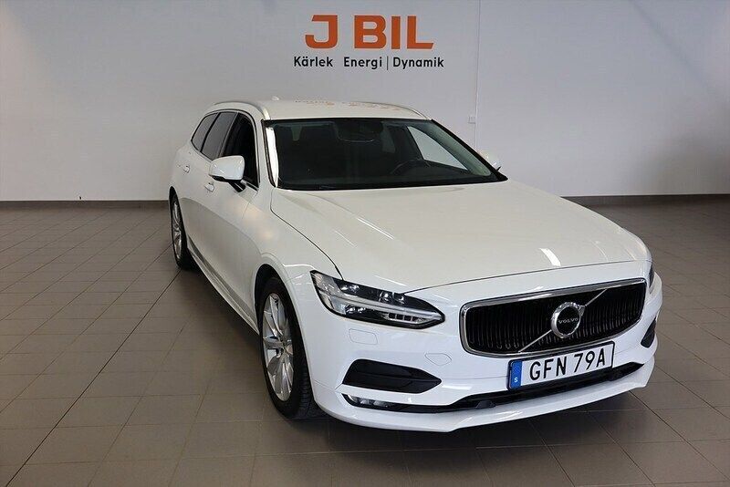 Vit Begagnad 2019 Volvo V90 Momentum Kombi | 244 900 kr (Marknadspris) - Bild 1/4