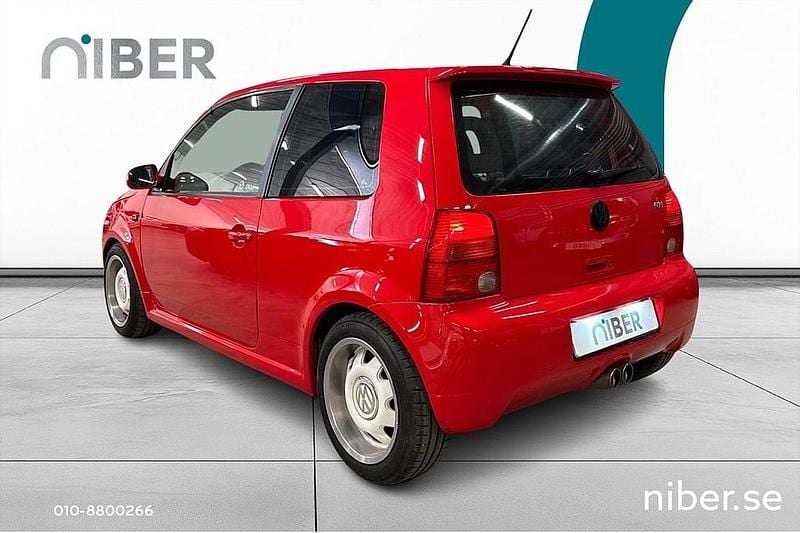 Begagnad VW Lupo GTI 126 HK (92 kW) 2000 Röd Halvkombi