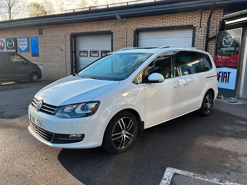 Begagnad VW Sharan GT 184 HK (135 kW) 2017 Vit Minibuss