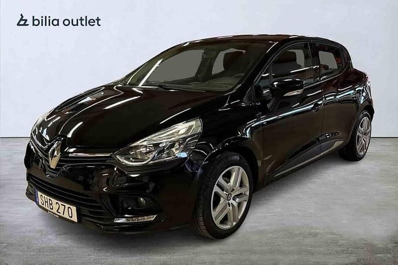 Begagnad Renault Clio IV 2019 Svart Halvkombi