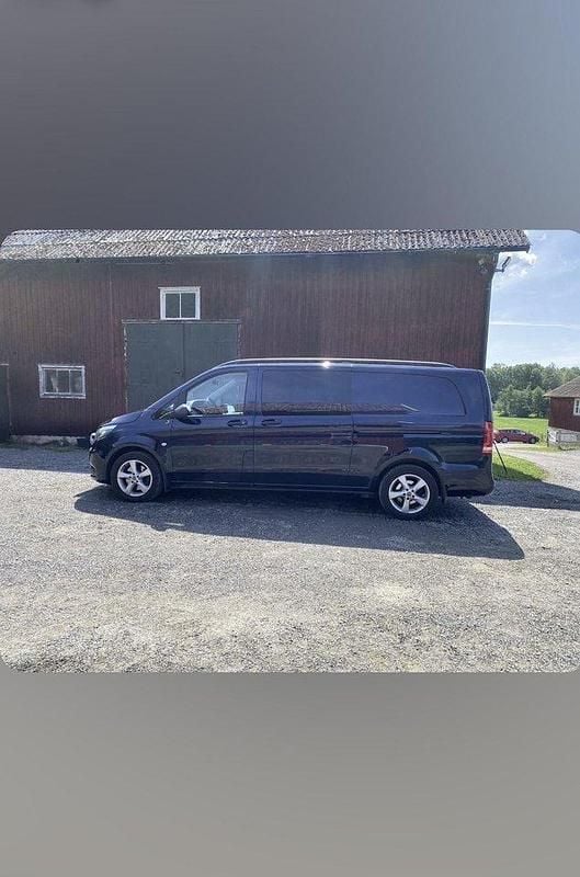 Blå Begagnad 2018 Mercedes Vito Minibuss | 245 000 kr (Superpris) - Bild 1/4
