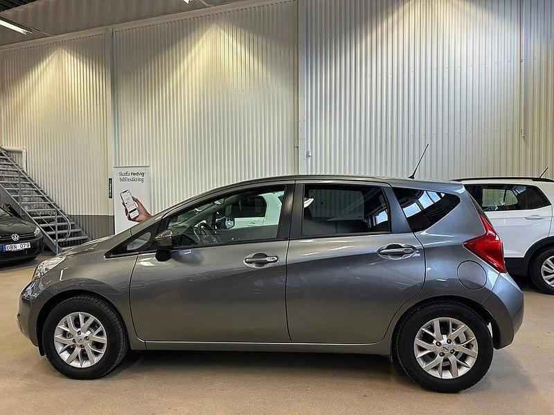 Begagnad Nissan Note 80 HK (58 kW) 2015 Grå Halvkombi