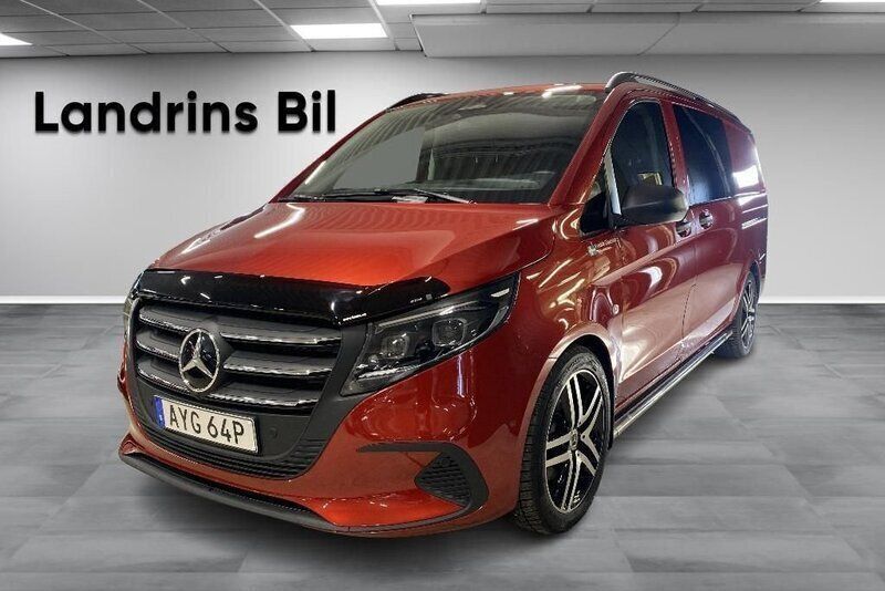 Röd Ny 2024 Mercedes Vito Minibuss | 936 250 kr - Bild 1/4