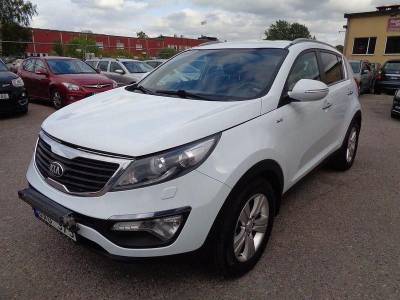 Vit Begagnad 2013 Kia Sportage EX SUV | 84 900 kr (Marknadspris) - Bild 1/4