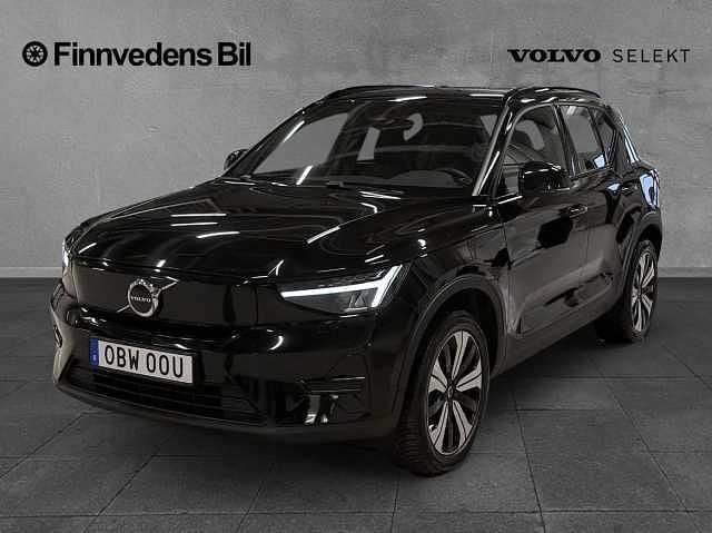 Begagnad Volvo XC40 Core 185 kW (252 HK) 2022 Svart SUV